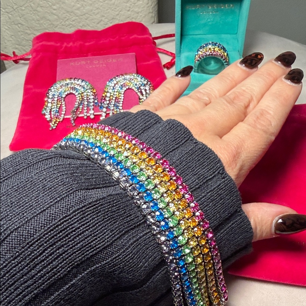 Kurt Geiger Rainbow Crystal Jewelry Set - Picture 6 of 6